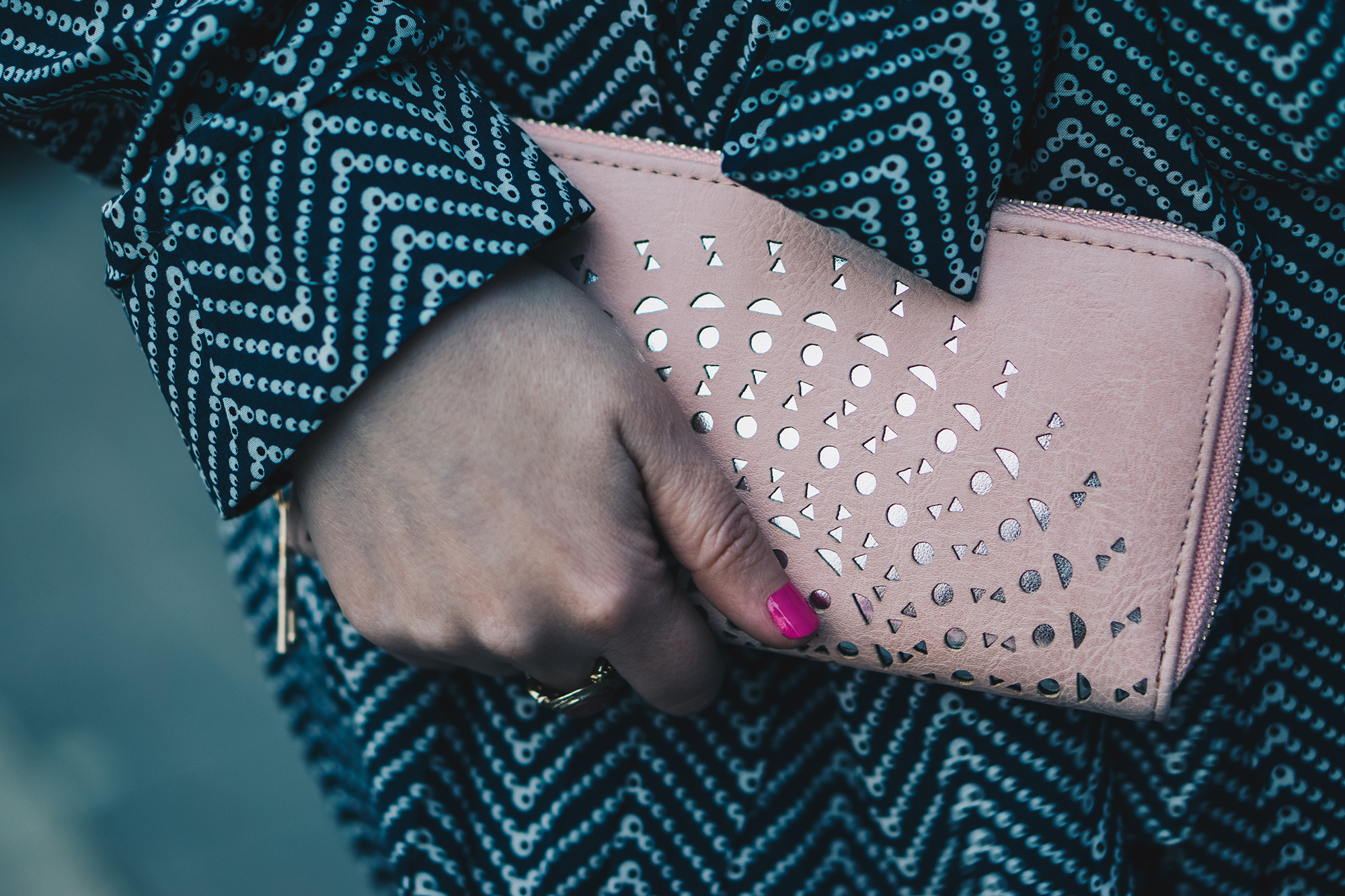 sammy dress pink wallet