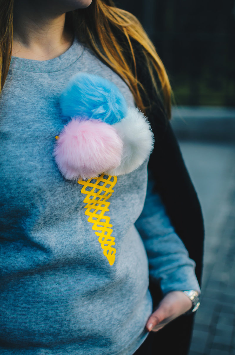 pompon Ice-Cream Print Sweatshirt