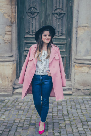 pink fall outfit