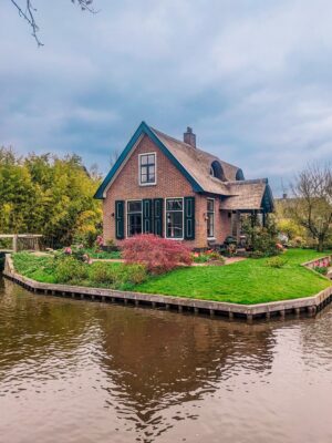 Giethoorn house