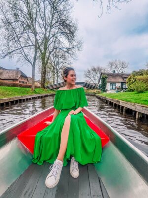 boat riding Giethoorn